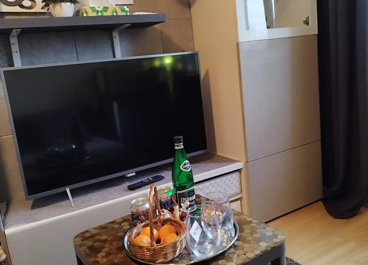 Niewielki Pokoj Dla Jednej Osoby Lub Pary. 바르샤바 0*,
